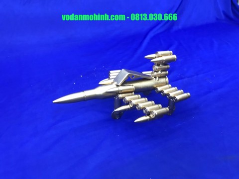 Máy bay chiến đấu cỡ nhỏ mô hình vỏ đạn (300g)