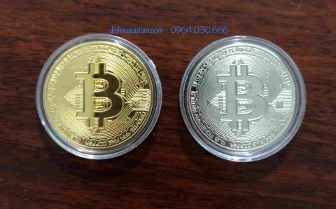 Cặp xu Bitcoin may mắn 2 màu vàng, bạc
