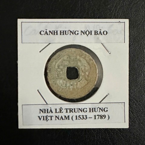 Đồng xu cổ lỗ vuông Cảnh Hưng Nội Bảo, nhà Lê Trung Hưng 1533-1789